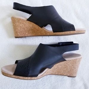Clarks Lafley Joy Wedge Sandal 9.5 M